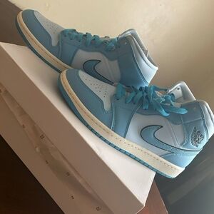 Nike Air Jordan 1 Mid Blue Sneakers